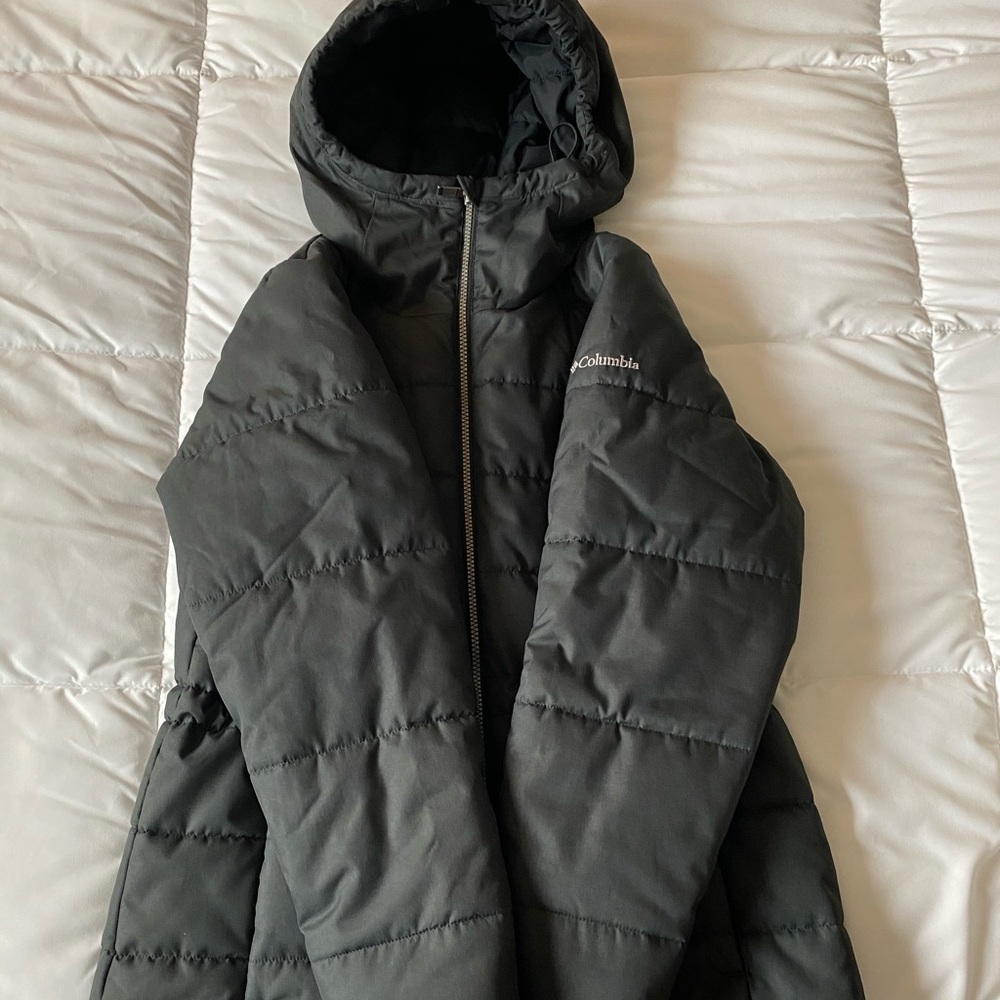 Columbia Puffer Jacket - Picture 2 of 6